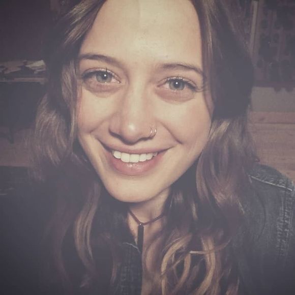 Meet your Posher, Kara - Picture 1 of 1